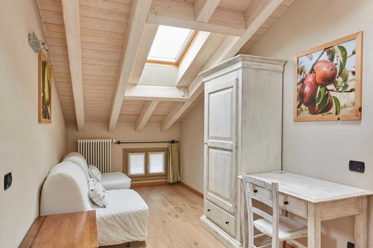 Agriturismo Alba Del Borgo 피덴차 외부 사진