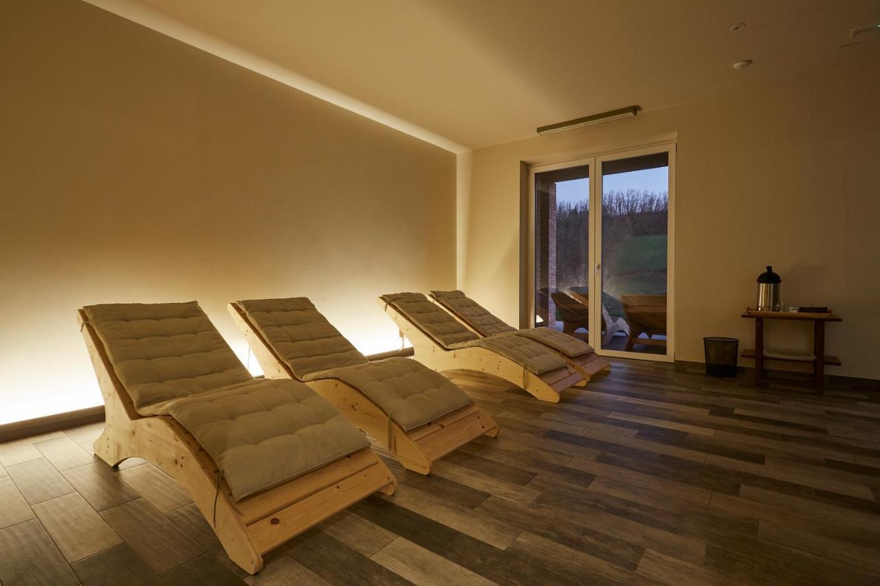 Agriturismo Alba Del Borgo 피덴차 외부 사진